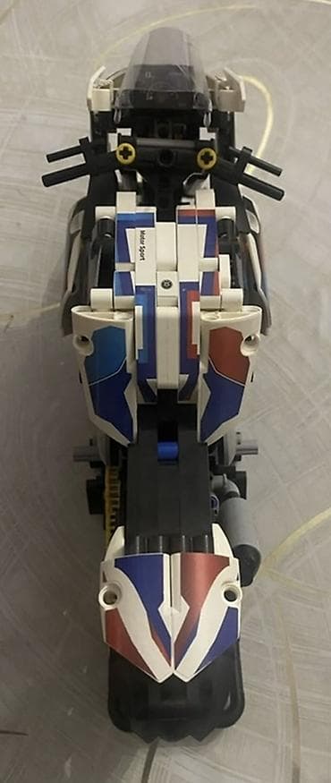 hot wheels f1: Konstruksiya dəsti: M 1000 RR motosiklet modeli - M 1000 RR — 3