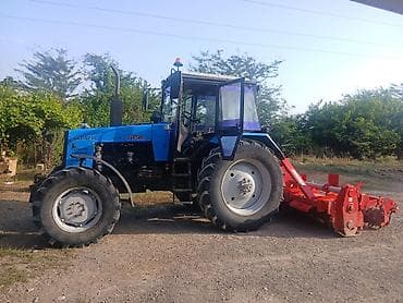 traktor foton: Belarus 1221 traktor + arxa asqılı torpaq frezesi/torpaq yumşaldıcı — 3