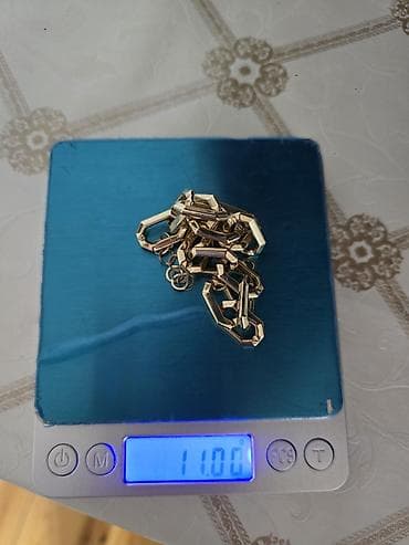 bijuteri: 585 eyyar qizil braslet 11 qr terezide cekib paylawmiwam. Qrami 195 — 2