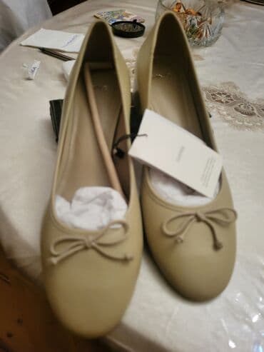 домашние женские тапочки балетки: Qadın baletka-tufliləri - Rəng: açıq bej - Model: yumru burunlu, üst — 2