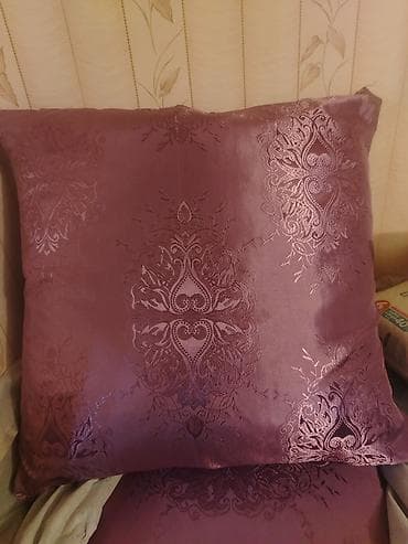 Yeni rəng - Bənövşəyi Balış üzü, Ünvandan götürmə