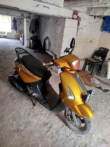 en ucuz moped: Sarı rəngdə ZigZag skuter Xüsusiyyətlər və təchizat: - Korpus — 2