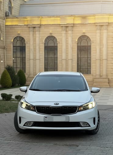 kia caren 2012: Kia Cerato: 1.6 l | 2017 il Sedan — 1
