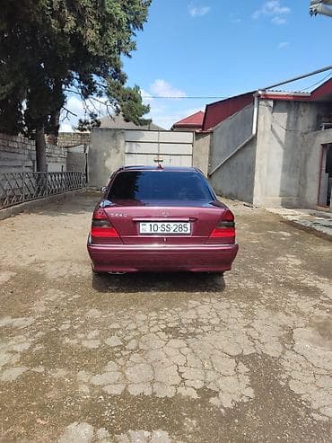 avto maşınlar: Mercedes-Benz C 240: 2.4 l | 1998 il Sedan — 5