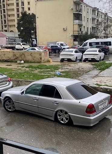 mercedec: Mercedes-Benz S-Class (W220), gümüşü salam alekum 1994 2001 yıqılb — 3