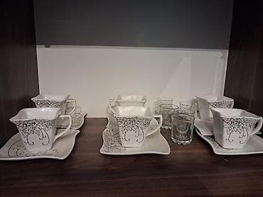 divar fiqurlari: Çay dəsti, Farfor — 3