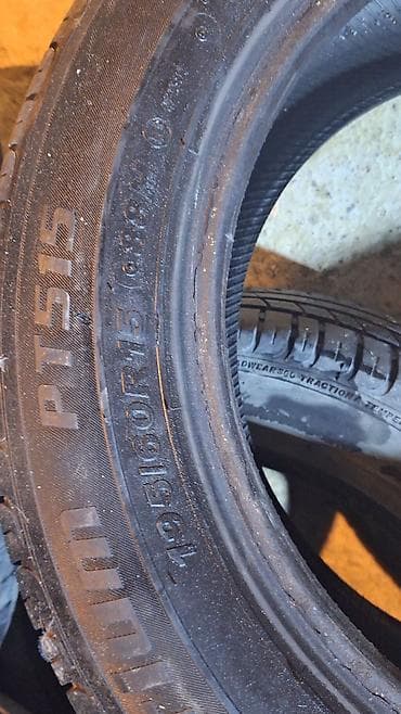 Yağlar və avtokimyəvi maddələr: İşlənmiş Şin Barum 195 / 60 / R 15 — 6