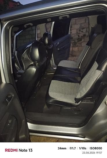 ford transit oturacaq: Opel Zafira: 1.9 l | 2007 il Van/Minivan — 3