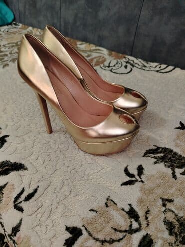 mimy ortopedik ayakkabı: Tuflilər, Ölçü: 38, rəng - Qızılı, İşlənmiş — 1