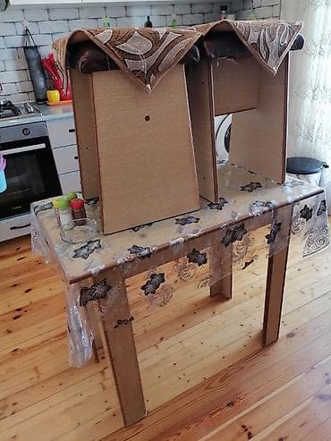 mini stol: Kuxna stol stulumu satıram. Stulun birinin üstü yanıb. Ama bele stolda — 6