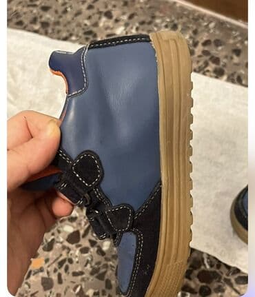 Yemək masaları, oturacaqları: Uşaq idman ayaqqabısı –Naturino - Rəng: tünd mavi/göy, qara — 3