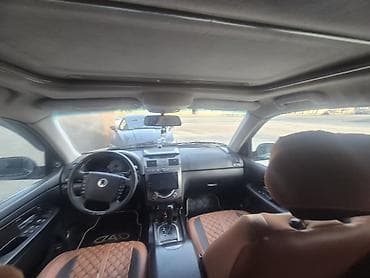 kvadrosikl satisi: SsangYong Rexton, qara rəng, 5 qapılı SUV. Texniki və dizayn — 10
