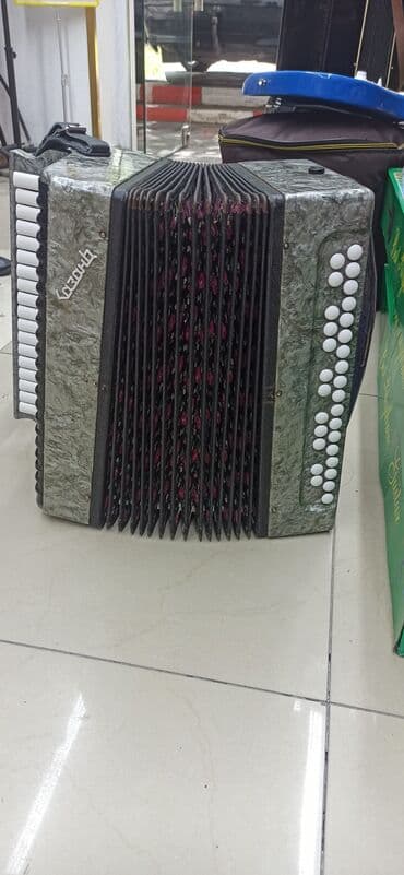 Qarmon, Ünvandan götürmə lalafo.az -da Qarmon, Ünvandan götürmə