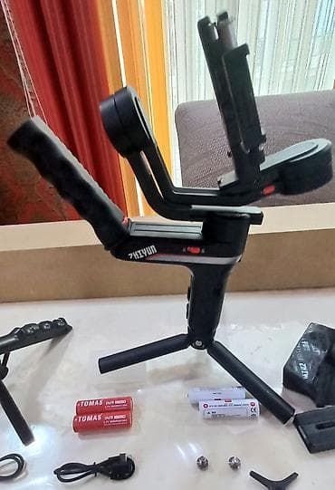 Zhiyun Weebill S 3-oxlu kamera stabilizatoru Xüsusiyyətlər: - — 10