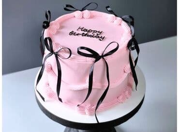 5 yas tortu: Ad günü üçün dizayn tortları - Zərif “Happy Birthday” yazılı klassik — 2