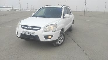 авто азербайджане: Kia Sportage (ağ rəng), kompakt krossover/SUV. Texniki və xarici — 3