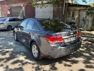 şevrolet aveo satışı: Chevrolet Cruze: 1.4 l | 2014 il 18888 km Sedan — 5