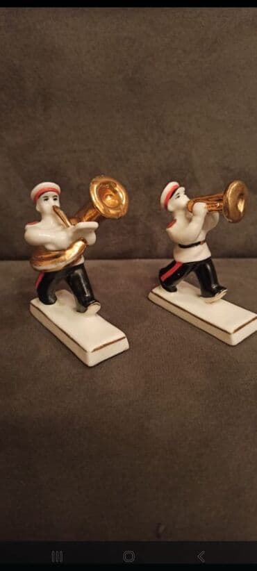 su çəni 2 ton: Vaza dəsti, Farfor — 20