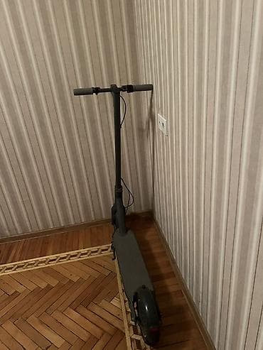 skuter batareyasi: Skuter 3-4 aydı sürülmür bateryası ölüb işləmir Bahalı skuterdi təzə — 3