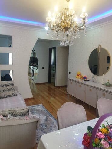 mkr: Bakı, 8-ci mikrorayon, 3 otaqlı, Köhnə tikili, m. Azadlıq Prospekti, 70 kv. m — 2