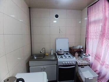 ən ucuz günlük kirayə evlər: Ev kiraye verilir aileye iw adamina 2 otaqdi. kohne yevlax — 11