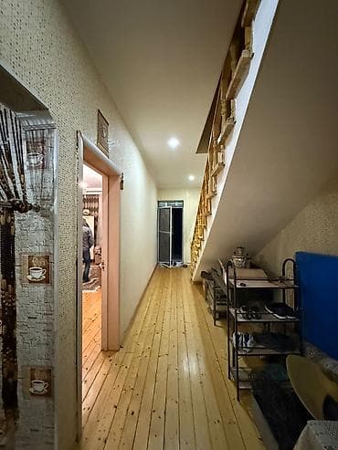 xirdalanda ev: 4 otaqlı həyət evi - Plan: 2 ayrı yataq otağı, san/qovşaqlı vanna — 5