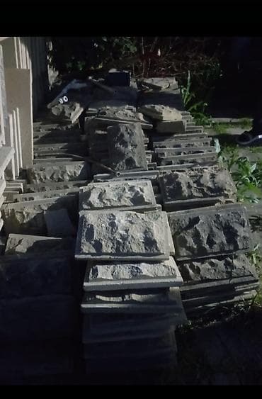 ağaç kesen aletler: Dekorativ fasad daş panelləri və plitələri - Material: süni daş/beton — 1