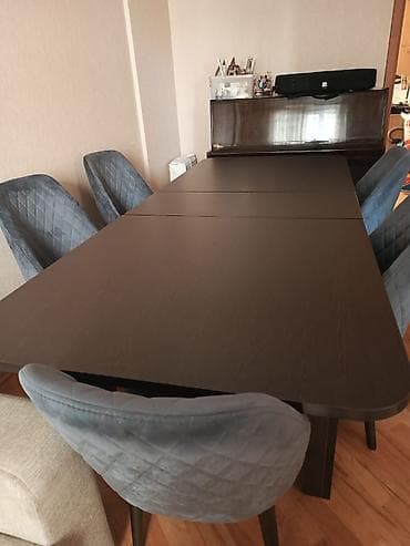 Qonaq otağı üçün, İşlənmiş, Kvadrat masa, 8 stul lalafo.az -da Qonaq otağı üçün, İşlənmiş, Kvadrat masa, 8 stul