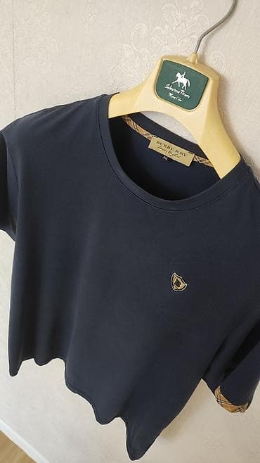 Kişi geyimləri: Futbolka, Adidas — 7