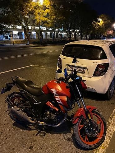 moped suzuki: 200 sm3 — 2