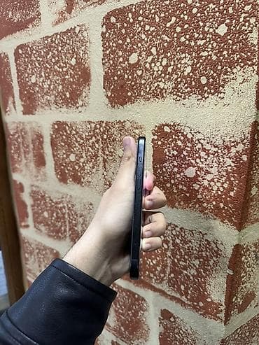 iphone 15 replika: IPhone 15, 128 GB, Qara, Face ID — 4