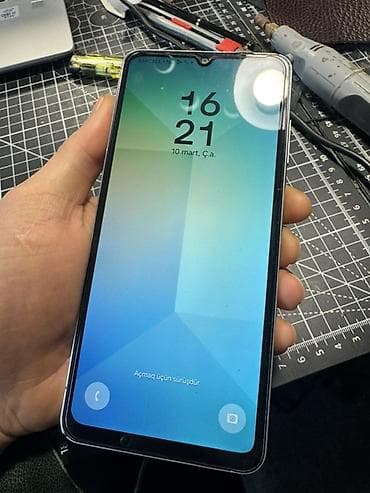 kondisener islenmis: Samsung Galaxy A06, 128 GB, rəng - Ağ, İki sim kartlı — 1