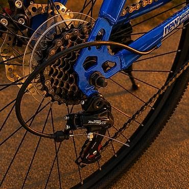 matorlu velospet: 29 ölçüdür aliminium ramadır yüngüldür heç bir problemi yoxdur 1 — 10