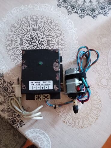 Мини дрель для ювелирных работ. Можно даже использовать для зарядки