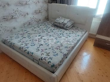 işlenmiş taxt: ✅Tecili bazalı taxt ortopedik matras 200 AZN satilur.bu güne cixmalidi — 1