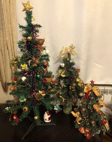 advent calendar satışı: Yeni il aksesuarları, yolkalar(10-15azn)və stolüstü ekibanu(5-10azn) — 5