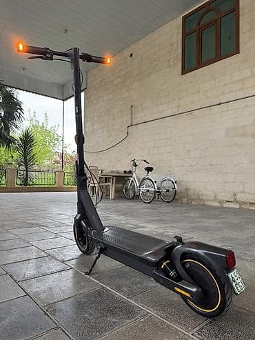 Ninebot KickScooter MAX G2 elektrik skuter - Güclü arxa təkər motoru lalafo.az -da Ninebot KickScooter MAX G2 elektrik skuter - Güclü arxa təkər motoru