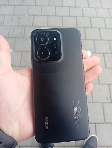 Redmi 12C smartfon - Rəng: Qara mat korpus - Arxa kamera: İkiqat