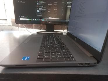 telvizor samsung: İşlənmiş HP Pavilion, 15.6 ", Intel Core i5, 256 GB, Ünvandan götürmə, Ödənişli çatdırılma — 2
