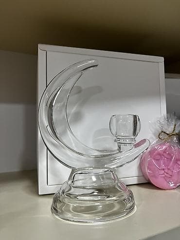 Şüşə “Ay” formalı şamlıq - Material: şəffaf, qalın şüşə - Dizayn: Ay