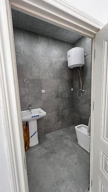 Mənzillər: Əsasən showroom, butik, atelye, ofis, coffeeshop və s. təyinatlar üçün — 3