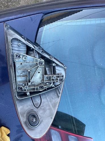 bmw e60 disk: Mercedes-Benz — 3