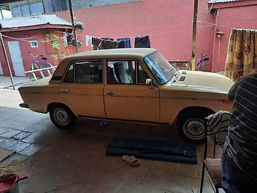 vaz 2106 kuzası: VAZ 2106 sedan - Kuzov: 4 qapılı, bej rəng - Mühərrik: benzin — 5