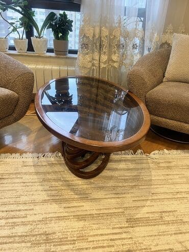 masa miska: 🪄Təmiz taxda 1️⃣aydır alınıb 🪄Jurlanı masa satılır 📏Ölcü 1.20/75 — 2