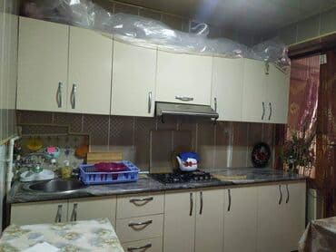 4 mikrorayonda satilan menziller: Bakı, 4 otaqlı, Köhnə tikili, 60 kv. m — 1