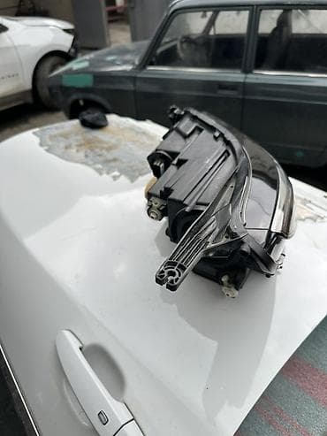 Sağ, Yaxın və uzaq vuran işıqlar Chevrolet, Orijinal lalafo.az -da Sağ, Yaxın və uzaq vuran işıqlar Chevrolet, Orijinal