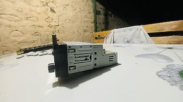 Avtomobil multimedia/radio başlıq qurğusu (2DIN) Xüsusiyyətlər: - — 6