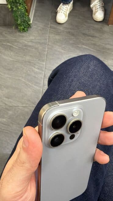 ariston su: IPhone 15 Pro, 128 GB, Gümüşü, Face ID — 2