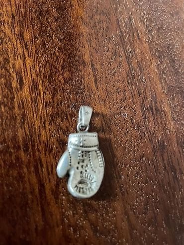 qlzl: Kulon, Qaşsız — 3