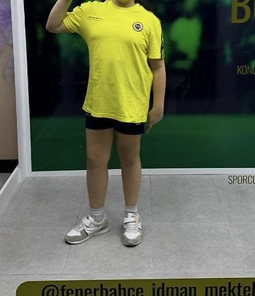 Uşaq üçün Fenerbahçe rəsmi idman dəsti Ölçü S - Sarı rəngli Fenerbahçe
